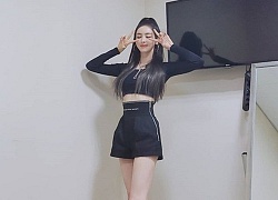 Instagram sao Hàn tuần qua: Joy, Seohyun đọ sắc với trang phục tông vàng rực rỡ