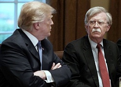 Khẩu chiến Trump &#8211; Bolton