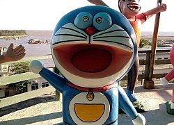 Loạt tượng Doraemon và đồng bọn khiến người xem bối rối vì biểu cảm đáng sợ