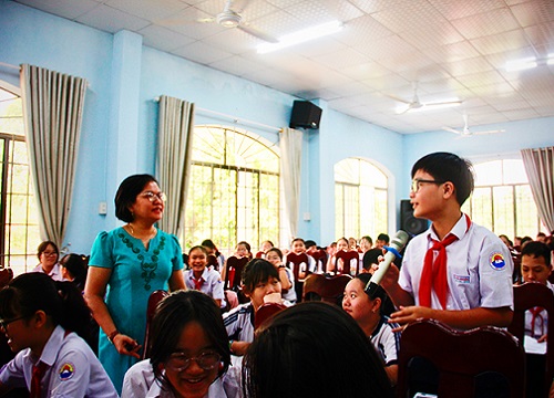 Tập huấn kỹ năng phòng ngừa nguy cơ, tự bảo vệ cho học sinh