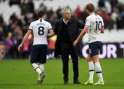 Mourinho bị chê bai dù Tottenham thắng cách biệt