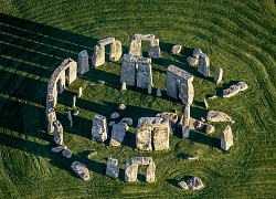 Phát hiện vòng tròn trụ đá bí ẩn 4.500 năm tuổi gần bãi đá cổ Stonehenge