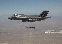 Tiêm kích F-35A ném thử bom hạt nhân