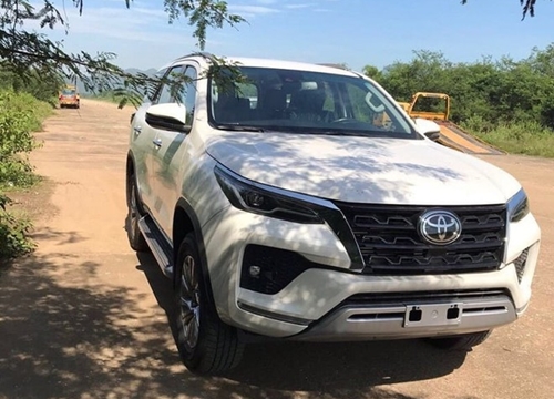 Toyota Fortuner 2021 bất ngờ về Việt Nam