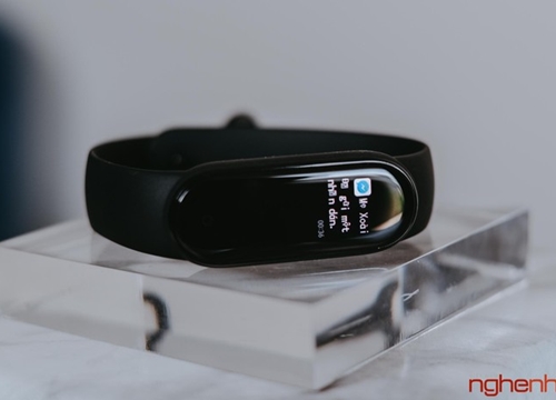 Trên tay Mi Band 5: cháy hàng ở Trung Quốc nhưng đã về tới Việt Nam