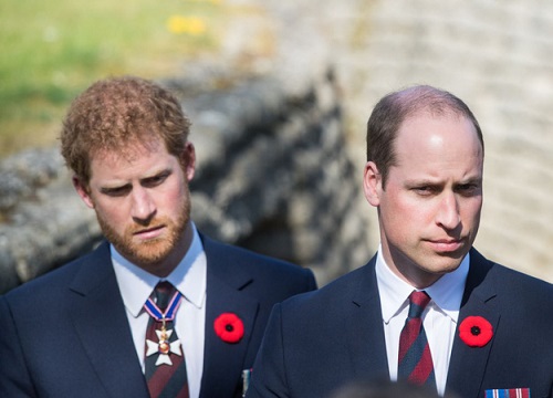 Bị nghi mâu thuẫn gay gắt với Hoàng tử William, Harry đã có động thái đập tan lời đồn ngay trong ngày sinh nhật của anh trai