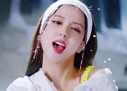 BlackPink mặc hanbok cách tân, trang điểm lạ trong MV mới