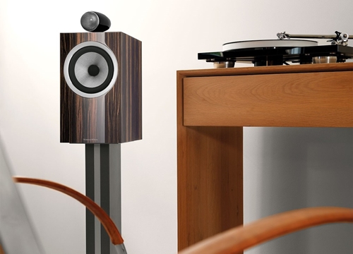 Bowers & Wilkins ra mắt siêu phẩm 702 S2 và 705 S2 "Signature", tháng 8 về Việt Nam