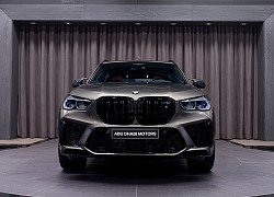 Chi tiết BMW X5M Competition 2020 mang màu xanh Manhattan Metal