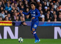 Dàn sao Liverpool 'phát điên' khi Willian hạ sát Man City