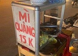 Sinh viên Sài Gòn kêu gọi giúp đỡ anh em bán mì Quảng và chú chó mực