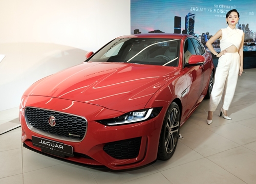 Ra mắt Jaguar XE 2020 giá từ hơn 2,6 tỷ đồng: Đối trọng Mercedes-Benz C-Class giá ngang ngửa E-Class