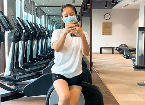 Hội mẹ bầu giảm cân ngoạn mục sau sinh: Lê Phương sụt 30kg vẫn chưa bằng mỹ nhân này