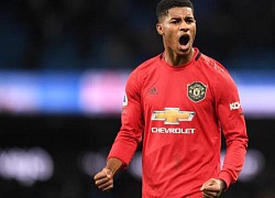 Rashford đối mặt gôn trống sút ra ngoài