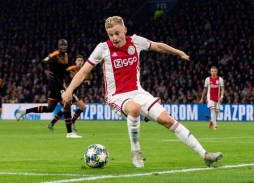 Real khó có cơ hội, Van de Beek sẽ gia nhập MU