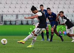 Ronaldo bùng nổ trước Lecce, hàng loạt thống kê ấn tượng "ra đời"