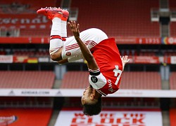 Aubameyang lập kỷ lục trong trận thắng 4-0 của Arsenal