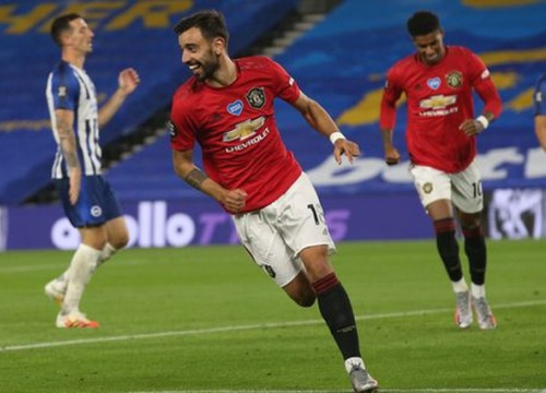 Brighton 0-3 Man Utd: Cú đúp của Fernandes