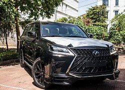 Cận cảnh Lexus LX570 Super Sport Black Edition, giá hơn 9 tỷ đồng