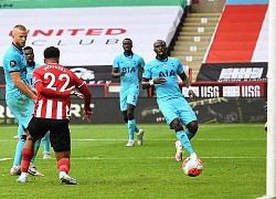 Hàng thủ Tottenham hóa bù nhìn trong trận thua Sheffield 1-3