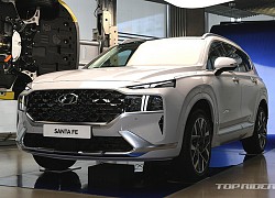 Hyundai Santa Fe 2021 chính thức ra mắt: Giá bán tăng nhẹ, nhiều phiên bản, bán ra trong tháng 7