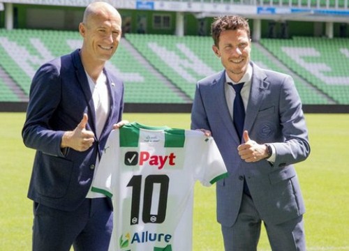 Robben trở lại CLB Groningen kèm điều khoản đặc biệt vì... "đôi chân pha lê"