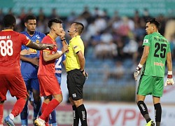 Sau dịch, các trọng tài V-League ngễnh ngãng đi nhiều!