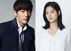 Sau 'Kingdom', zombie tiếp tục xuất hiện trong drama của Choi Jin Hyuk và Park Ju Hyun