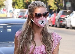 Cô nàng thừa kế Paris Hilton tình tứ bên bạn trai ở biển Malibu