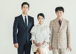 Điên Thì Có Sao tung ảnh gia đình Kim Soo Hyun nhưng fan lại chăm chăm "thay váy cưới" giúp Seo Ye Ji