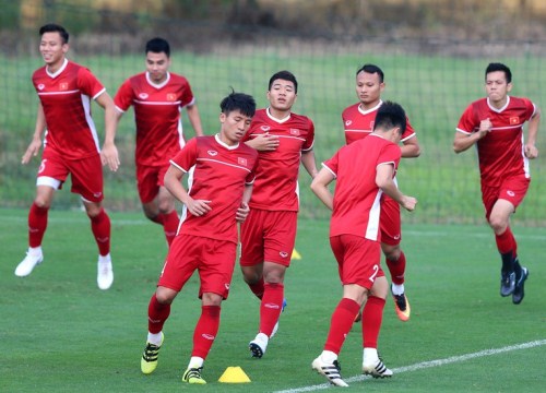 Hoãn AFF Cup 2020, thuận lợi hơn cho V-League và hạng nhất