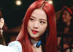 "Nữ thần" Jisoo không hoàn hảo, cô thường nhờ cậy đến vòng cổ choker để khắc phục một nhược điểm muốn giấu