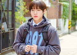 Park Ji Hoon để tóc "úp tô" đều tăm tắp như thuở mới vào nghề khiến fan phát cuồng