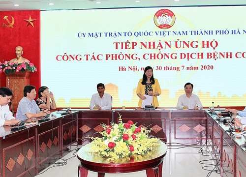 Thành phố Hà Nội tiếp nhận ủng hộ phòng, chống dịch COVID-19