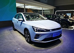 Thêm xe điện Trung Quốc Roewe ER6 tung ra thị trường