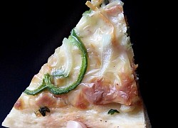 Tự làm pizza đơn giản tại nhà