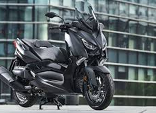 Yamaha chuẩn bị tung XMAX 300 "nghênh chiến" Forza 350