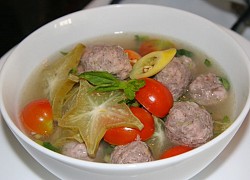 Cuối tuần vào bếp nấu canh chua thịt viên thanh mát