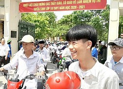 Ra khỏi phòng thi, nam sinh tự tin trả lời phỏng vấn '10 điểm Toán' và kết quả đúng là 'con nhà người ta'