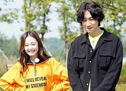 2 "thánh chơi dơ" chung team: Jeon So Min nhúng cả bàn chân vào tô nước để "trả thù" Lee Kwang Soo