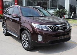 Kia Sorento giảm giá hàng trăm triệu tại VN, đấu Hyundai Santa Fe, Toyota Fortuner, Mazda CX-8