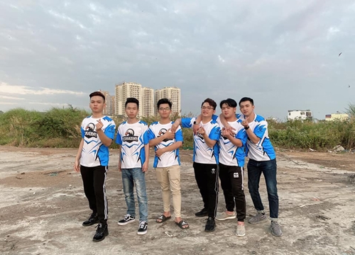 Dừng chân ở bán kết Mocha Xgaming Liên quân Đại chiến, đội trưởng Team BMT vẫn tự hào: 'Đánh bại được Takademy 1 ván đấu là điều hiếm hoi'