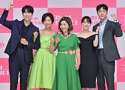 Họp báo 3 drama Hàn Quốc: Tiểu Son Ye Jin - Lee Elijah xinh đẹp, Hwang Jung Eum diện đồ kém sang xuống sắc