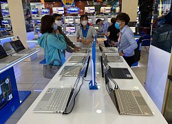 Laptop ế vẫn tăng giá