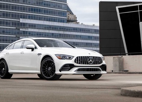 Mercedes-AMG GT 43 Coupe 4 cửa 2021 có giá 90.950 USD