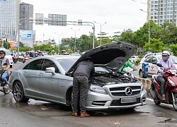 Mercedes-Benz tung gói hỗ trợ đặc biệt cho chủ xe tại Việt Nam: Có mặt 24/7, cung cấp xăng miễn phí, hỗ trợ y tế tới 140 triệu đồng