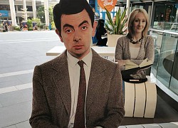 Trường cho sinh viên ngồi cạnh Taylor Swift, Mr.Bean khi quay lại lớp