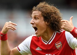 Van Persie tự tin hạ gục David Luiz