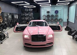 Xuất hiện Rolls-Royce Wraith màu hồng đầu tiên Việt Nam: Giống xe Ngọc Trinh mơ ước, chi tiết nhỏ khẳng định tay nghề đỉnh của thợ độ