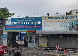 Năm học chưa xong, trường đã 'bắt' sinh viên đóng tiền năm mới